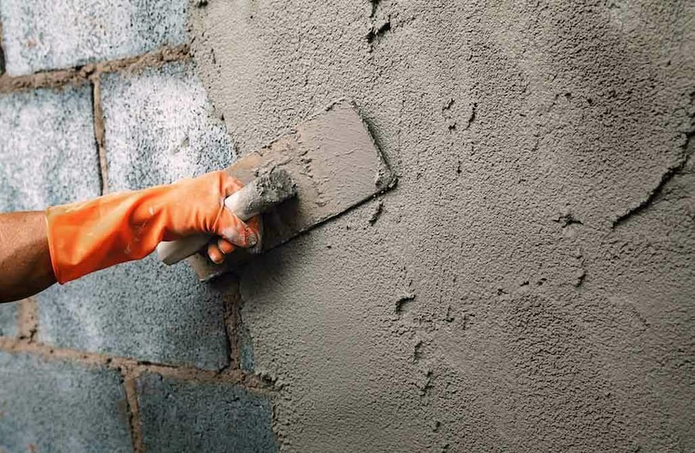 “Estaba revocando y mirá la imagen que se me hizo en la pared”: un cordobés se topó con una curiosa señal