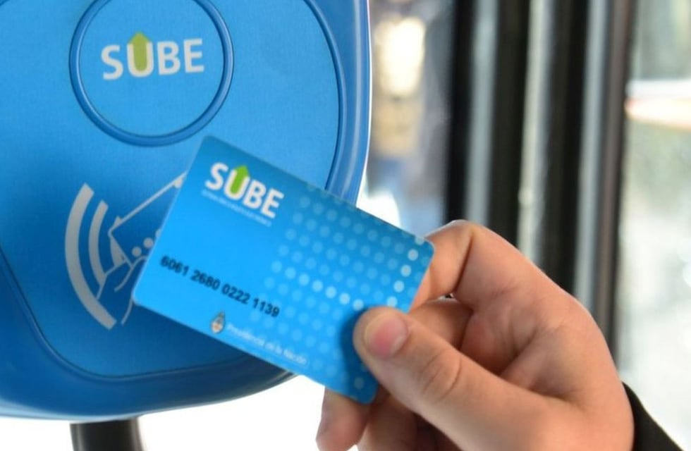 Cómo registrarla, de cuánto es el saldo negativo y más: qué buscan los argentinos sobre la tarjeta SUBE en Google
