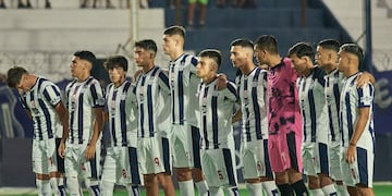 La Reserva de Talleres y el homenaje al "Hacha" Ludueña. (Prensa Talleres).