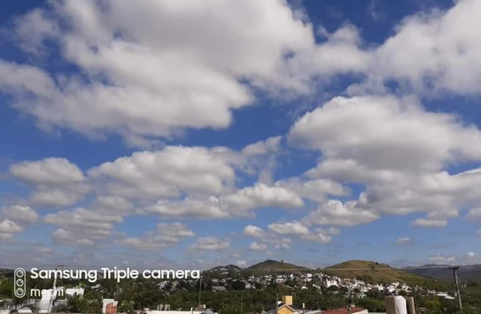 Jueves parcialmente nublado en La Calera