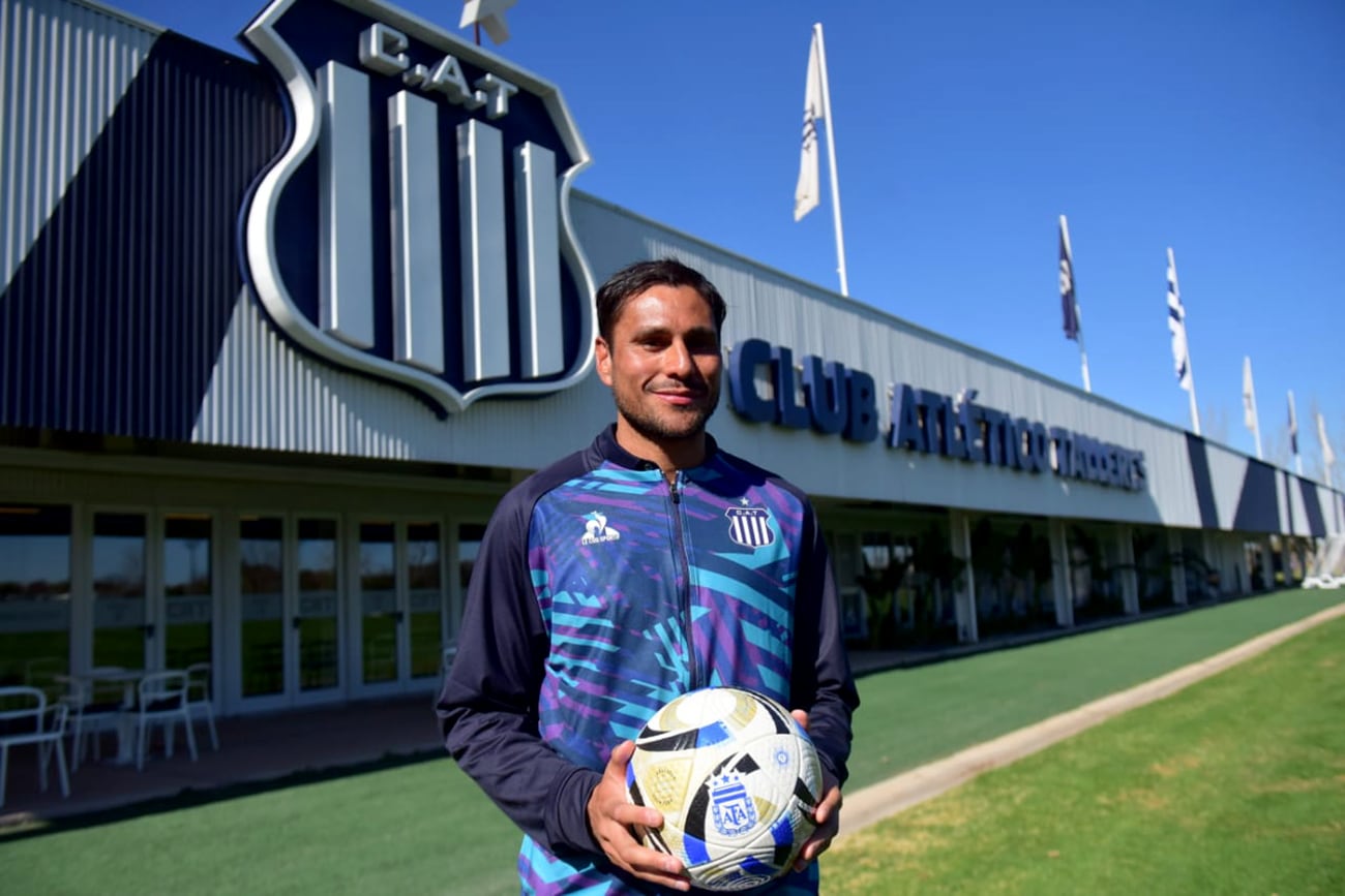 El defensor central José Luis Palomino es nuevo jugador de Talleres. (José Gabriel Hernández / La Voz)