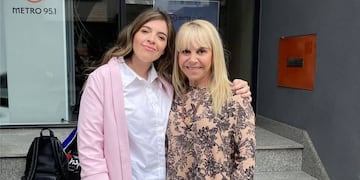 Por qué se pelearon Claudia Villafañe y Dalma Maradona