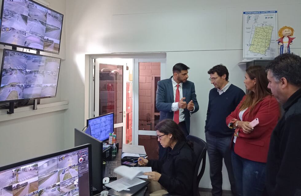 Funcionarios de Casilda recorrieron la GUR y el Centro de Monitoreo de Rafaela