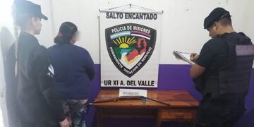 Salto Encantado: discutió con su vecina y la atacó con un rifle.