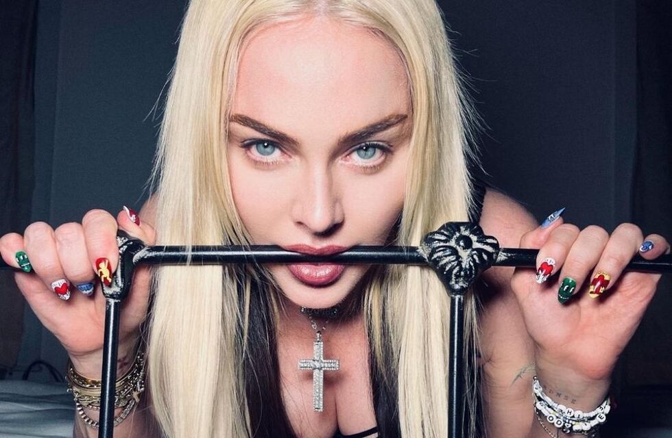 Madonna vuelve a desafiar la censura de Instagram con una foto sin corpiño