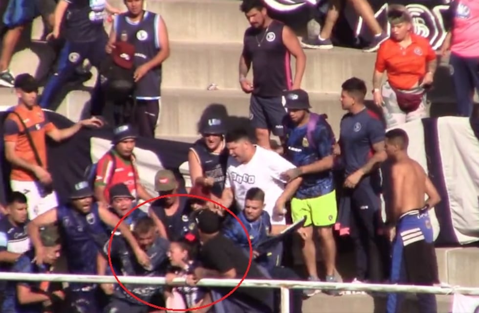Copa Argentina: perdió Independiente Rivadavia y hubo graves incidentes entre los hinchas mendocinos