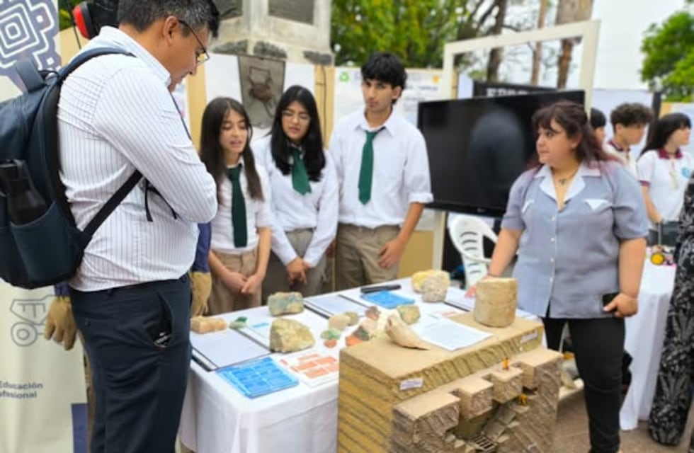 Los estudiantes de Minería brillaron en la apertura de la ExpoTec