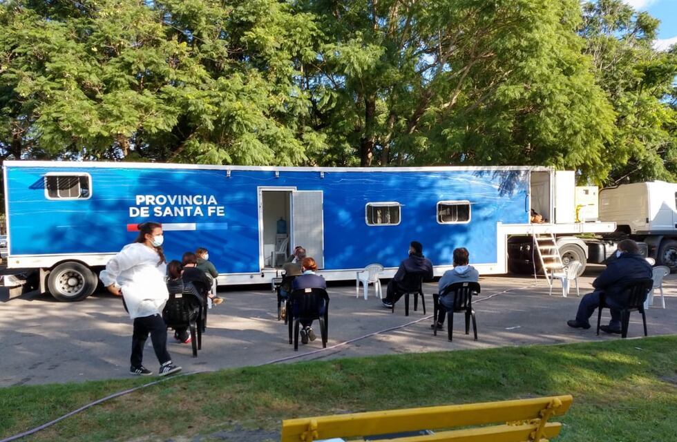 Santa Fe notificó 2.016 casos de coronavirus y 19 muertes