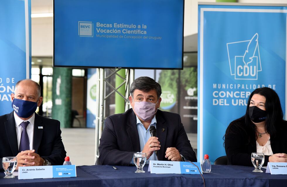 Concepción del Uruguay: lanzan programas de investigación científica en las escuelas y universidades de la ciudad