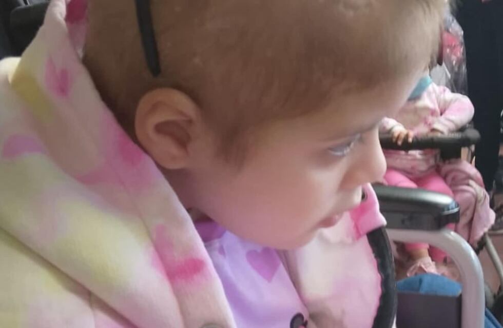 Una pequeña puntaltense fue operada de un tumor cerebral y su familia necesita ayuda