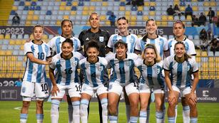 La mendocina Julieta Cruz, del seleccionado argentino femenino de fútbol, empató con Costa Rica en el grupo B. Este miércoles enfrenta a Bolivia.
