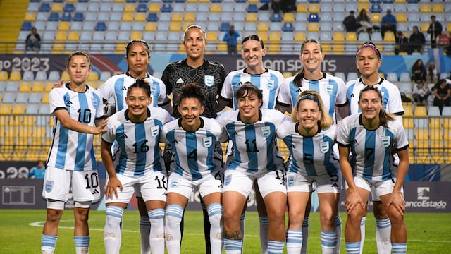 La mendocina Julieta Cruz, del seleccionado argentino femenino de fútbol, empató con Costa Rica en el grupo B. Este miércoles enfrenta a Bolivia.