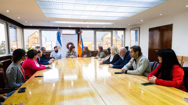 Encuentro en Casa de Gobierno en Ushuaia