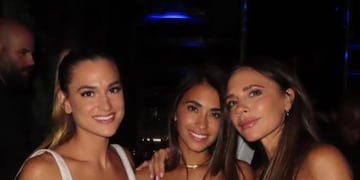 La rosarina fue con Elena Galera y la empresaria inglesa a un evento de la revista Vogue.