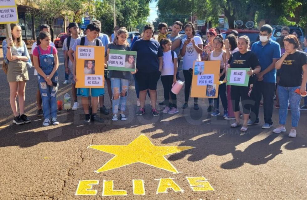 Eldorado: Pintaron una estrella amarrilla en memoria de Elías Rosas
