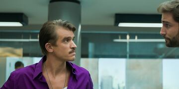 El artista de 34 años apareció en la ficción sobre la vida de Carlos Tévez y en la película "Perdida". (@chenetflix)