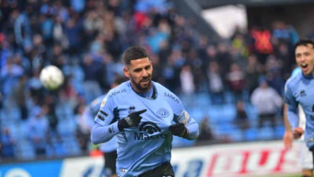 Franco Jara se llevó la pelota a su casa por los tres goles para el empate de Belgrano (Foto: Javier Ferreyra).