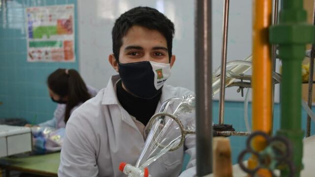 Felipe Vergara representará a Argentina en las Olimpiadas Internacionales de Química organizadas.