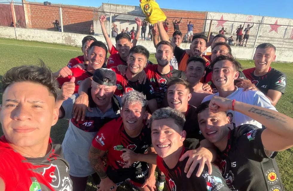 Regional Amateur: Sporting lo hizo en White y ya es semifinalista