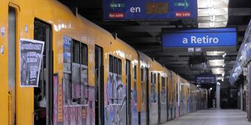 El viernes comienza con paro de subtes. (DYN).
