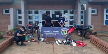 Recuperaron una motocicleta y motopartes en El Soberbio.
