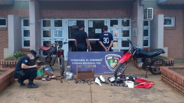 Recuperaron una motocicleta y motopartes en El Soberbio.