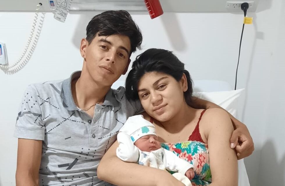 Lian Aarón, es el primer bebé del 2023 en la Clínica Regional de Arroyito