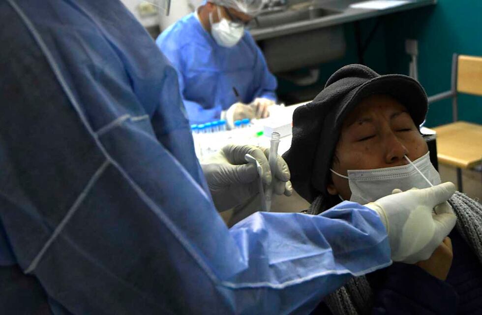 Bajaron alrededor de un 30% los casos de Covid-19 en Mendoza