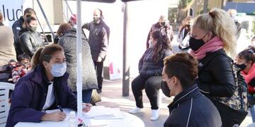 Megaoperativo en Plaza Independencia.