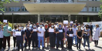 Reclamos en el Hospital Universitario.
