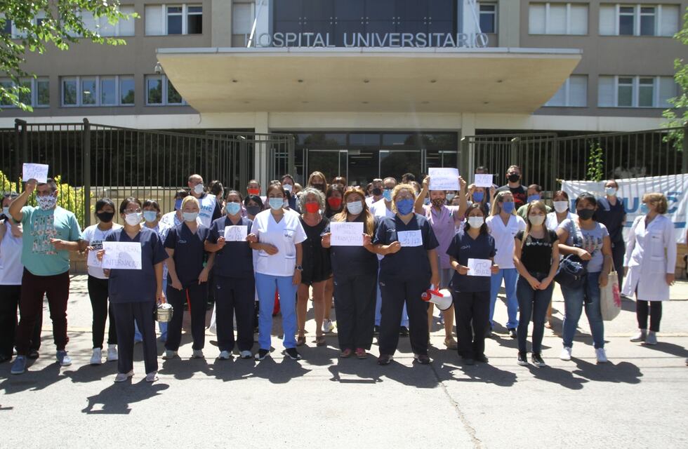 Protesta y movilización en el Hospital Universitario