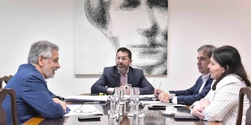 El dictamen también incluyó la creación de una base de datos de asociaciones civiles y el homenaje a la Sociedad Sirio Libanesa en su centenario.
