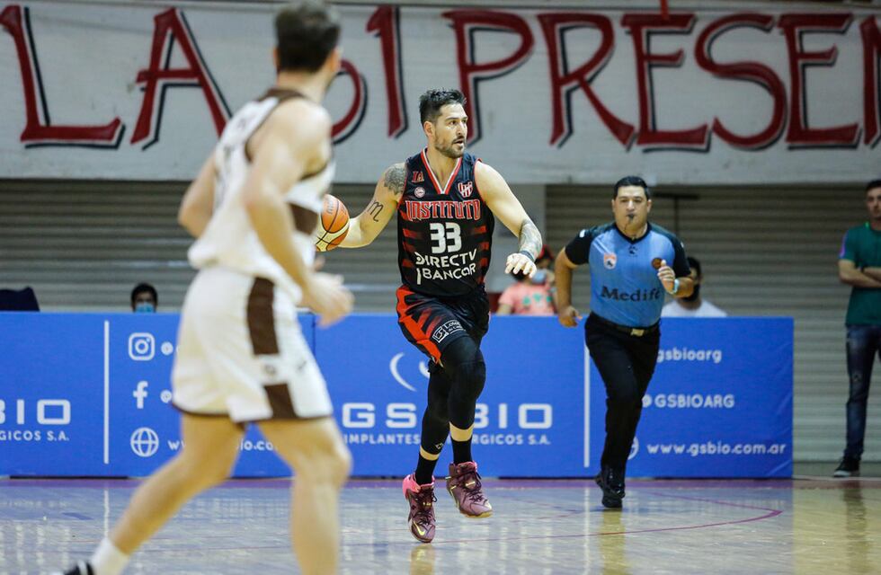 Instituto perdió el invicto en el Sandrín, a manos de Platense