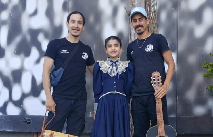 Varios premios para la Escuela Municipal de Danzas de Arroyito en el Festival “Qué Herencia 2025”