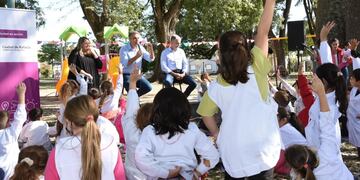 Presentación de los talleres barriales en el barrio Villa Rosas