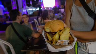 El festival de Quilmes que permite degustar comidas de diferentes restaurantes y tiene entrada gratuita