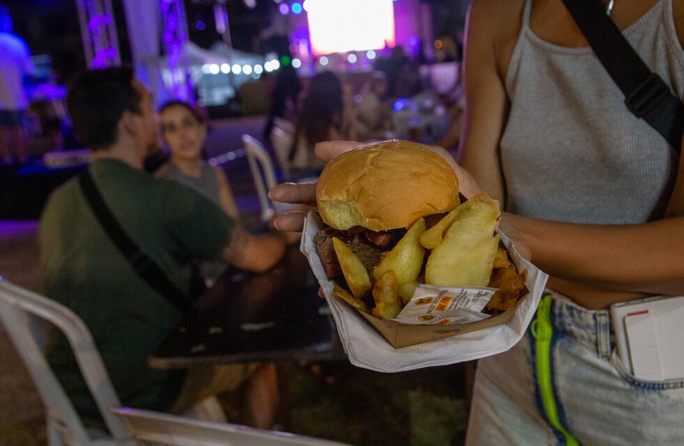 El festival de Quilmes que permite degustar comidas de diferentes restaurantes y tiene entrada gratuita