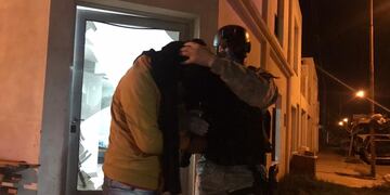 Cinco son los detenidos en los allanamientos.