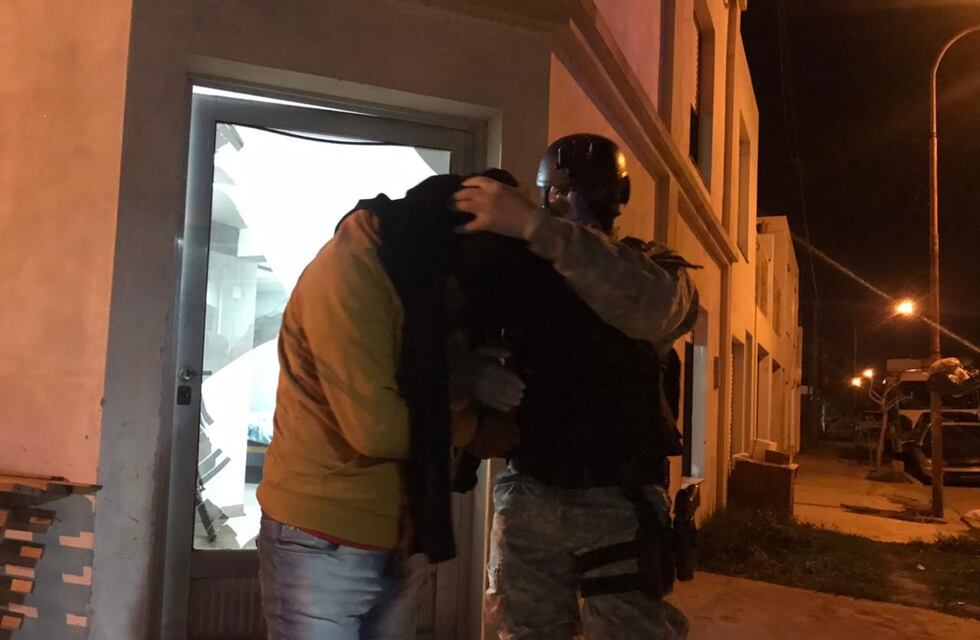 Policía Antinacrotráfico desbarato dos bandas de venta de droga en la región