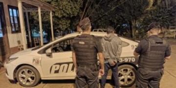 Campo Viera: detuvieron a un joven por amenazar a sus vecinos con un arma de fuego.