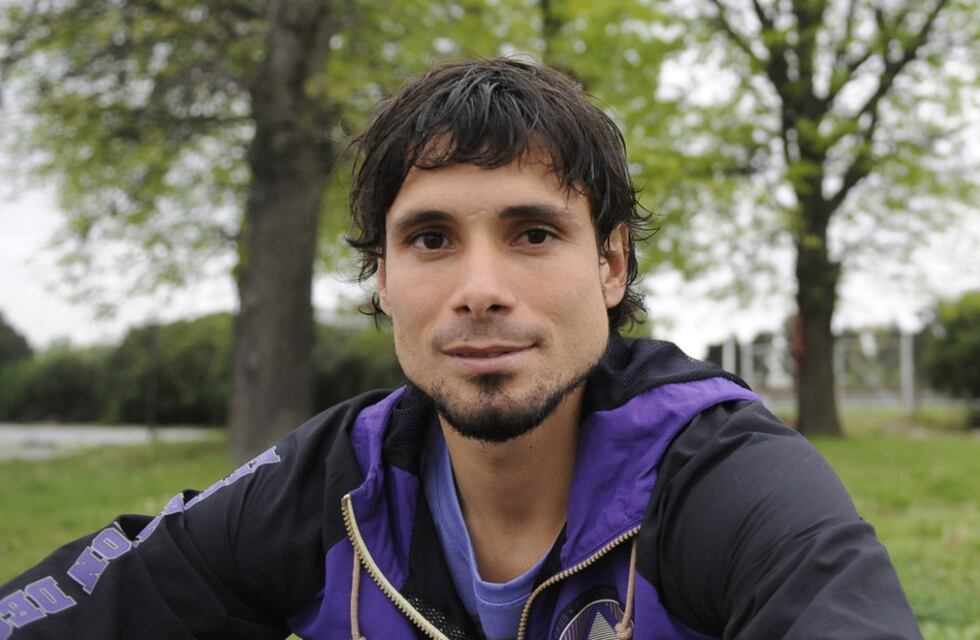 Jugó en River, fue campeón del fútbol argentino y ahora tiene 5 geriátricos