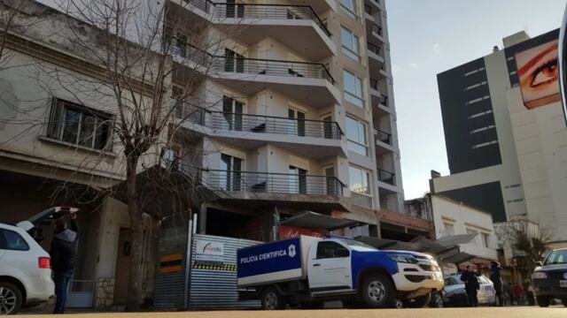 Un obrero de 32 años cayó del piso 13 y murió.