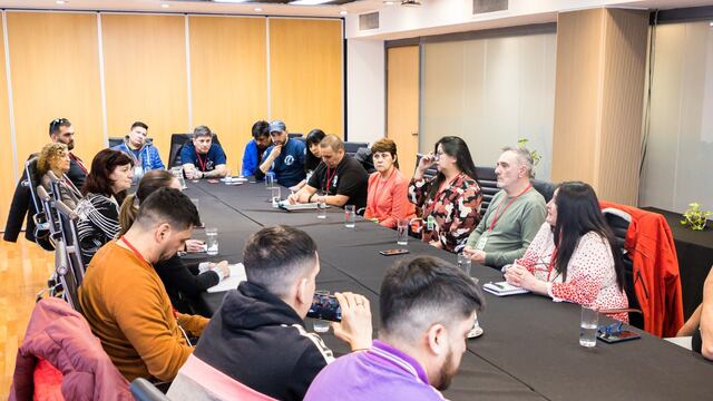Trabajadores textiles de Tierra del Fuego se reúnen con Nación