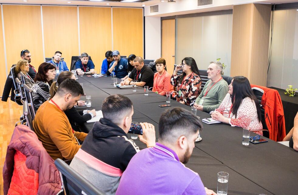 Trabajadores textiles de Tierra del Fuego se reúnen con Nación