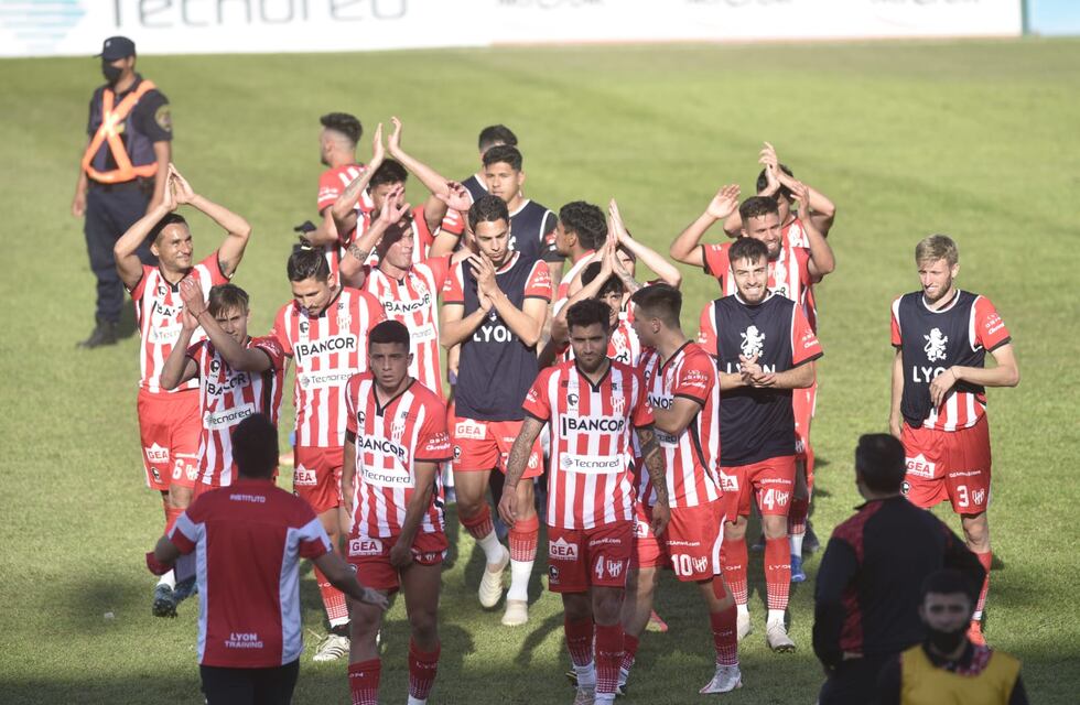 Instituto se jugó el resto y a lo “Guapo” le ganó a Barracas Central, por un penal
