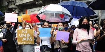 Marcha por la venezolana violada en Balvanera.