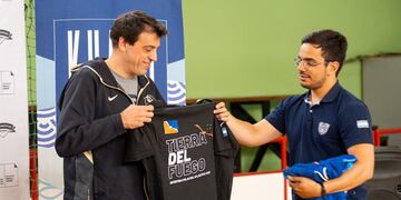 Se realizó una rueda de prensa en el Gimnasio Ana Giró de Ushuaia.