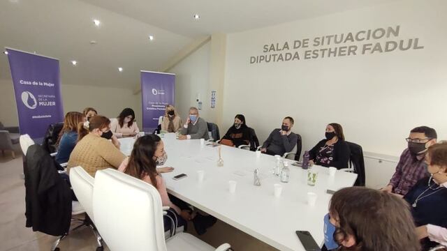 La Secretaría de la Mujer de Ushuaia y Nación trabajan con mujeres referentes de los comedores del Consejo de Emergencia Social