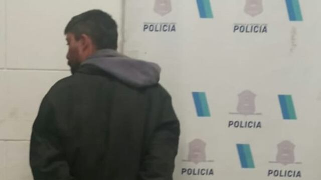 aprehendido por intentar robar una bicicleta y agredir al personal policial