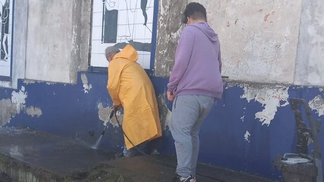 Etapa final de la puesta en valor del Vía Crucis del cementerio